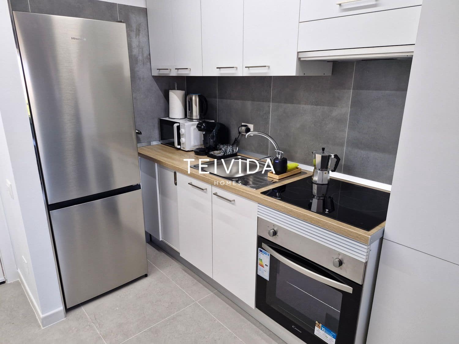 1 sypialnia Mieszkanie na sprzedaż w Playa de las Americas z basenem - 505 000 € (Ref: 9734006)