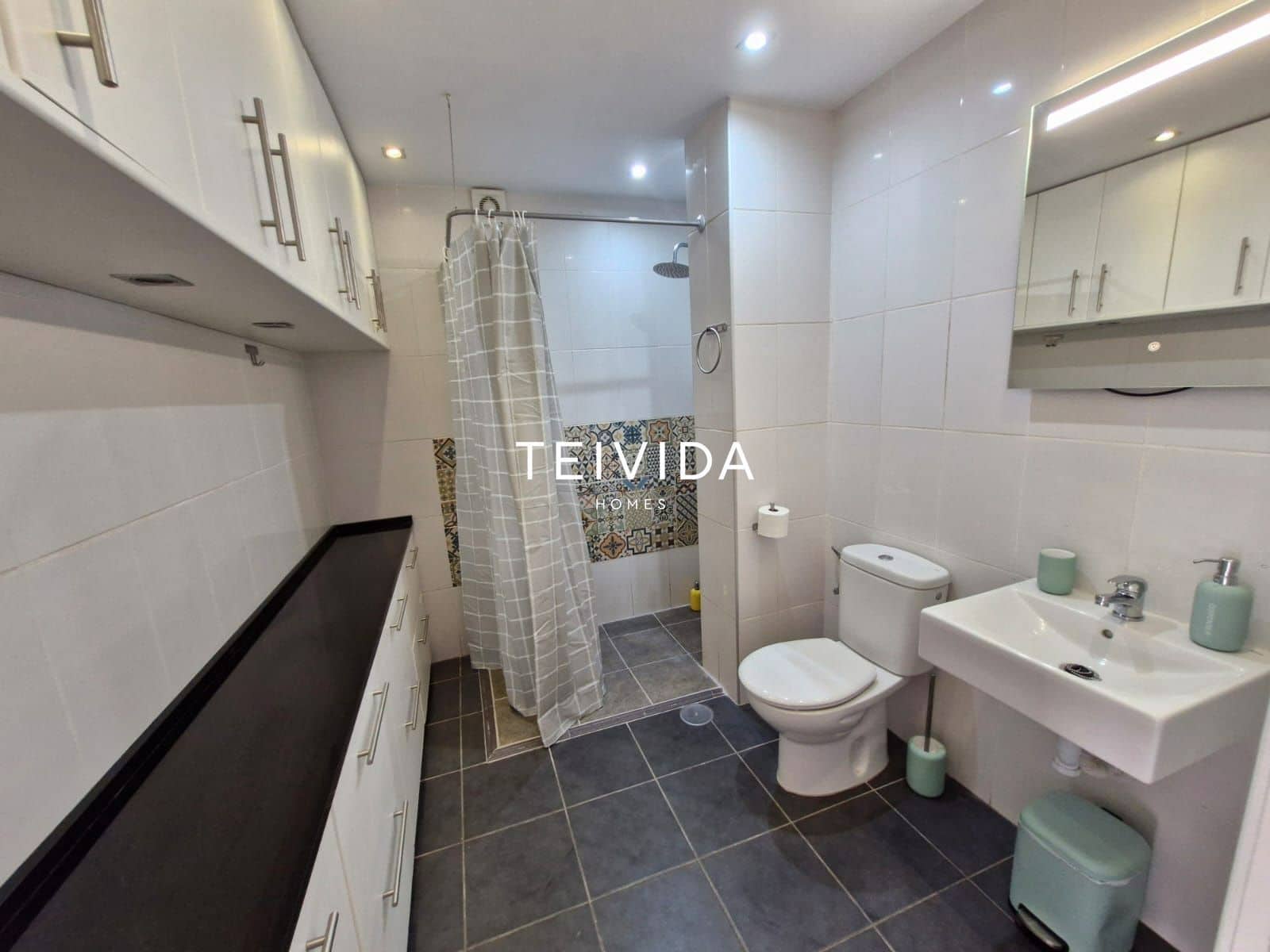 1 sypialnia Mieszkanie na sprzedaż w Playa de las Americas z basenem - 570 000 € (Ref: 9734007)