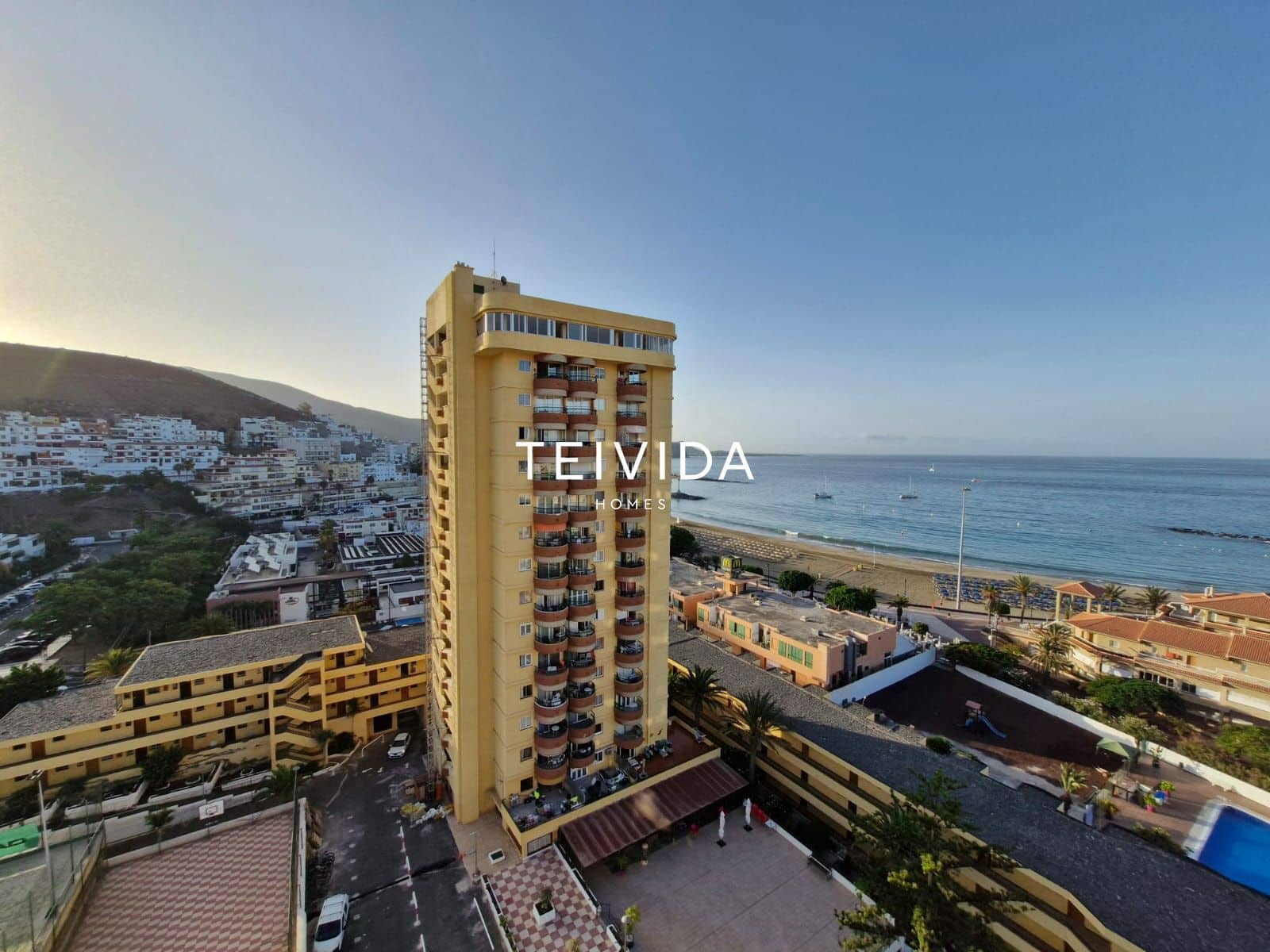 1 sypialnia Mieszkanie na sprzedaż w Playa de las Americas z basenem - 570 000 € (Ref: 9734007)