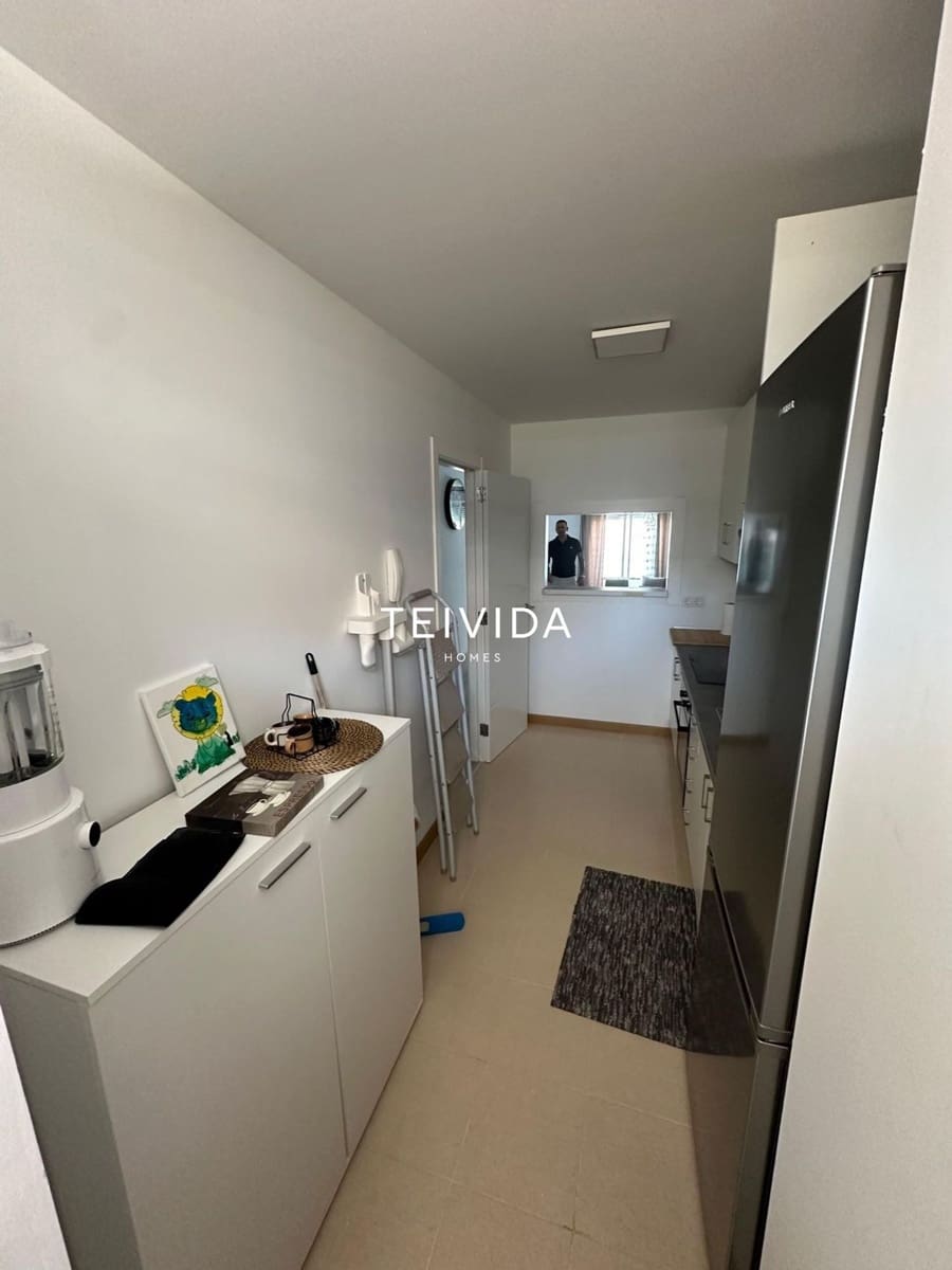 2 bedroom Flat for sale in Cabo Blanco with pool garage - € 270,000 (Ref: 9737270)