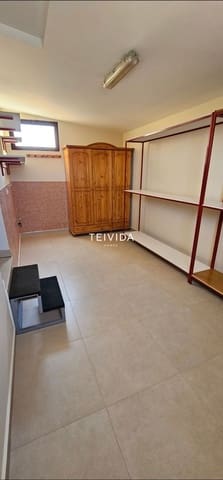 4 bedroom Townhouse for sale in Granadilla de Abona with garage - € 415,000 (Ref: 9737271)