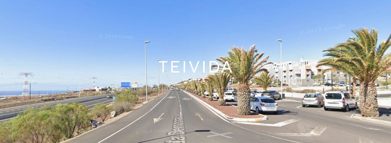 4 bedroom Townhouse for sale in Granadilla de Abona with garage - € 415,000 (Ref: 9737271)