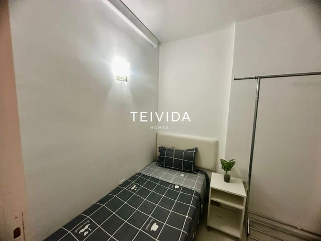 1 soveværelse Lejlighed til leje i Los Cristianos, Arona - € 1.250 (Ref: 9747273)