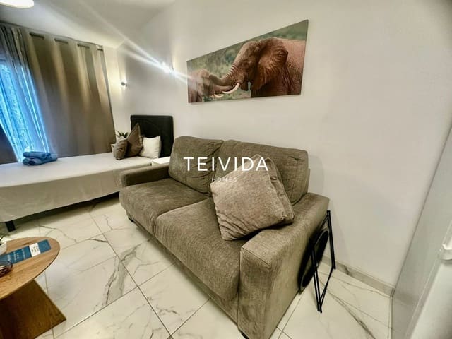 1 soveværelse Lejlighed til leje i Los Cristianos, Arona - € 1.250 (Ref: 9747273)