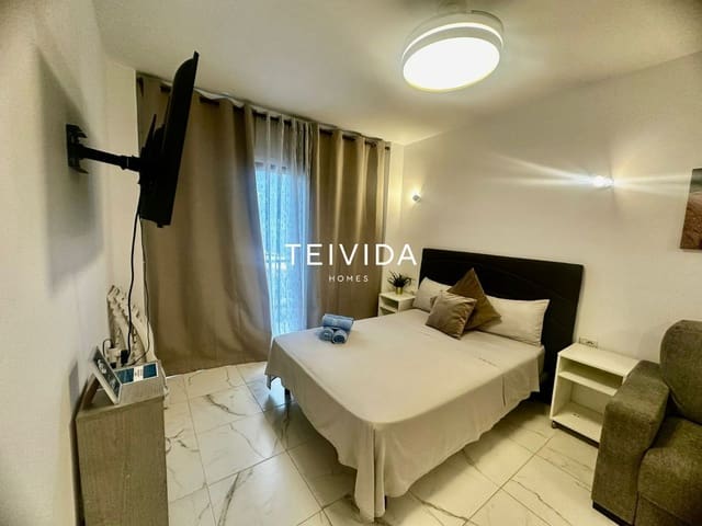 1 soveværelse Lejlighed til leje i Los Cristianos, Arona - € 1.250 (Ref: 9747273)