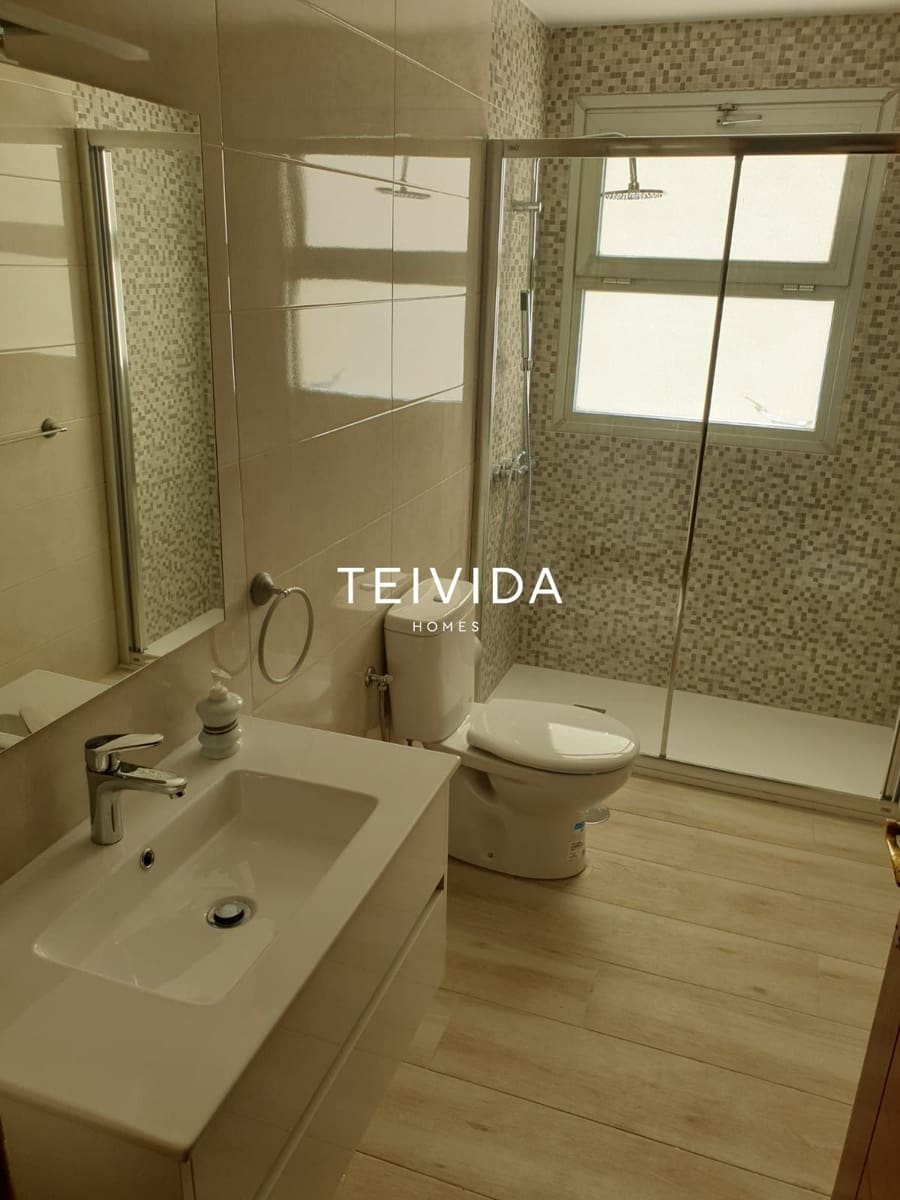 2 soveværelse Lejlighed til salg i Valle de San Lorenzo med garage - € 220.000 (Ref: 9747365)