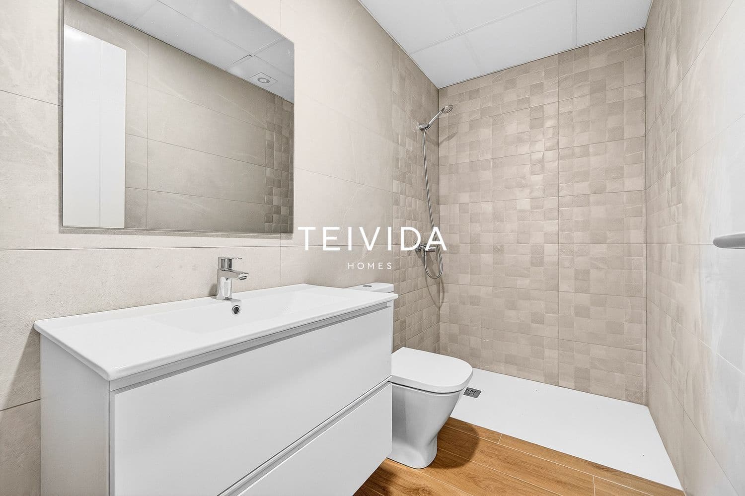 3 makuuhuone Asunto myytävänä paikassa Llano del Camello mukana uima-altaan 
autotalli - 327 600 € (Ref: 9782414)