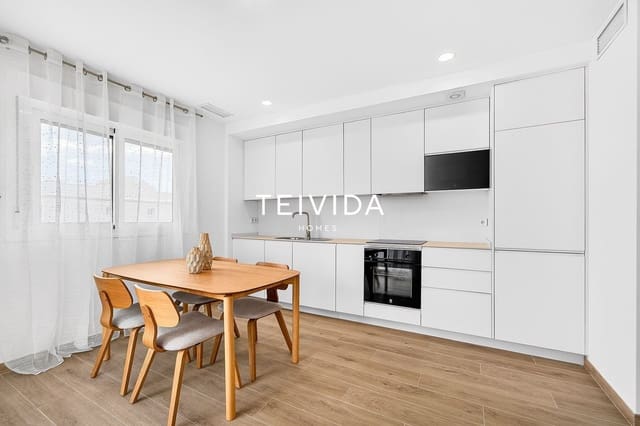 3 makuuhuone Asunto myytävänä paikassa Llano del Camello, San Miguel de Abona mukana uima-altaan 
autotalli - 327 600 € (Ref: 9782414)