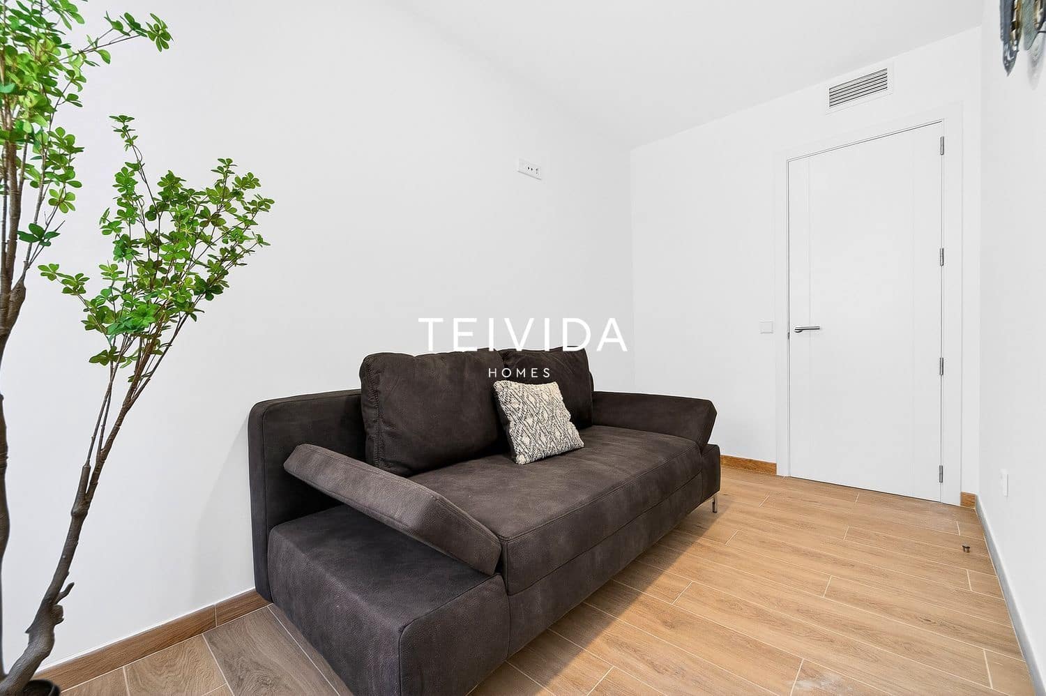 3 makuuhuone Asunto myytävänä paikassa Llano del Camello mukana uima-altaan 
autotalli - 327 600 € (Ref: 9782414)