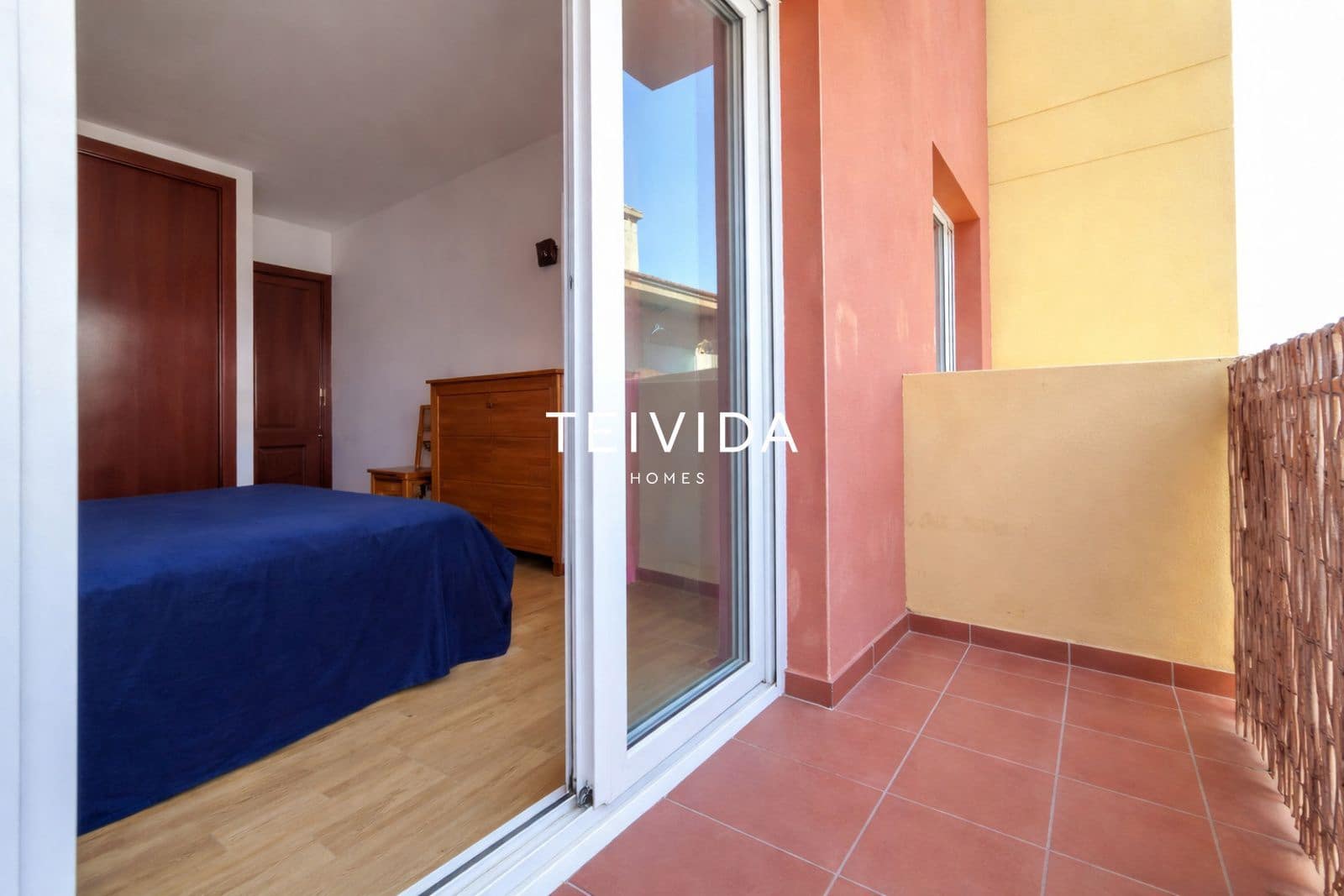 1 soverom Leilighet til salgs i Cabo Blanco med garasje - € 190 000 (Ref: 9782415)