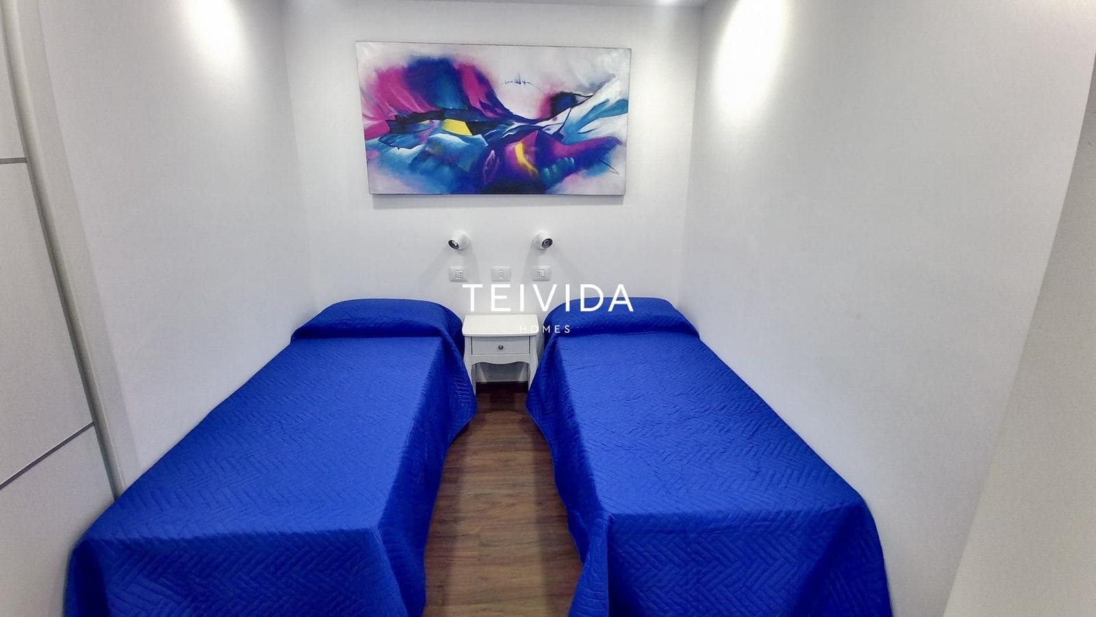 Piso de 2 habitaciones en Adeje en venta con piscina - 365.000 € (Ref: 9782416)