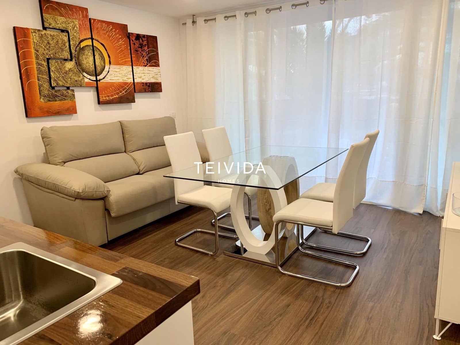 Piso de 2 habitaciones en Adeje en venta con piscina - 365.000 € (Ref: 9782416)