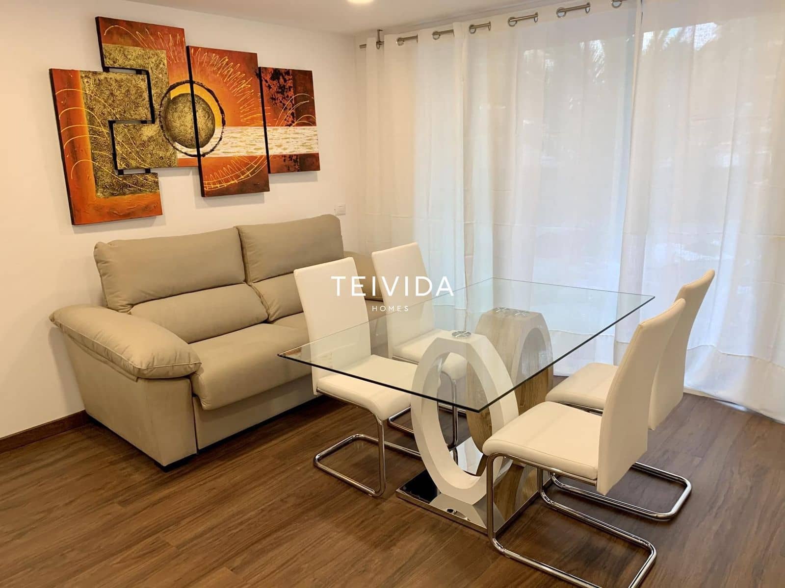 Piso de 2 habitaciones en Adeje en venta con piscina - 365.000 € (Ref: 9782416)