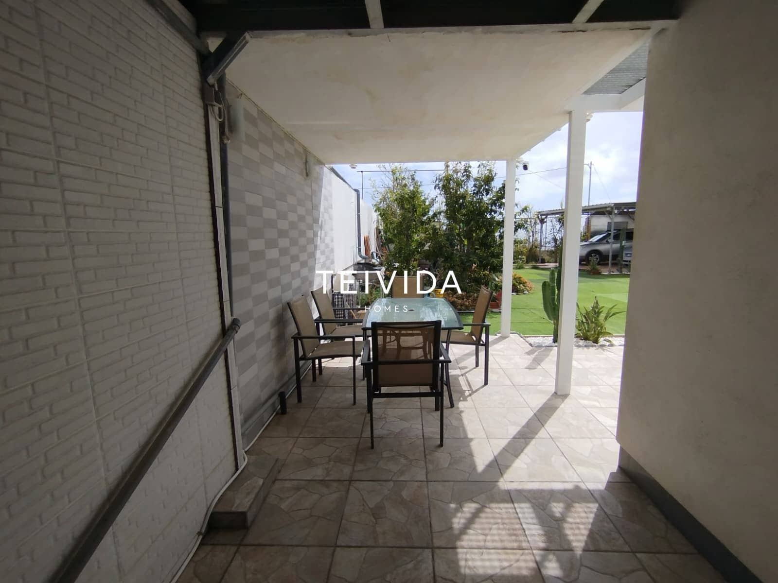 6 slaapkamer Villa te koop in Buzanada met garage - € 580.000 (Ref: 9782417)