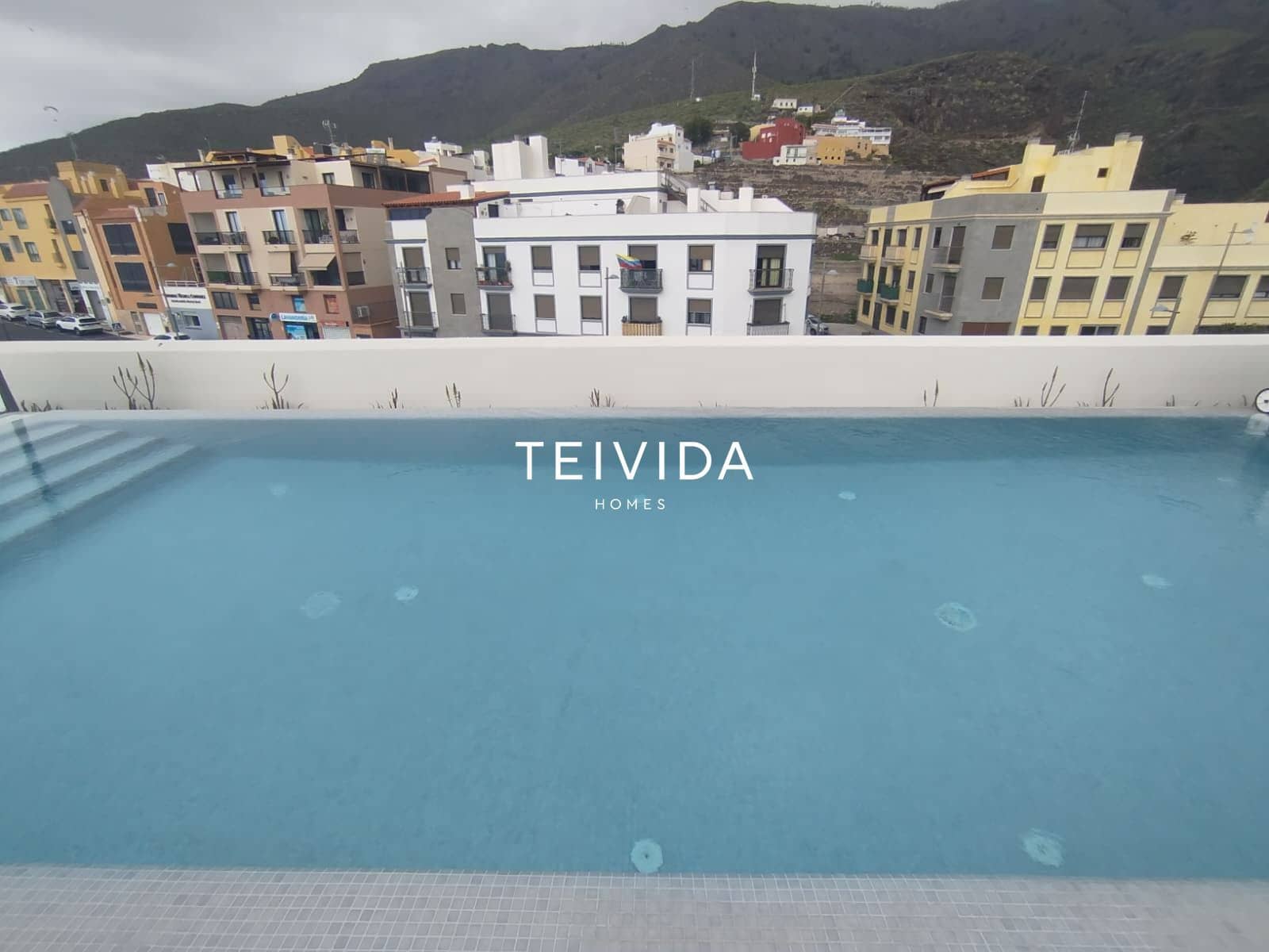 2 soverom Leilighet til salgs i Adeje med svømmebasseng - € 285 000 (Ref: 9782419)