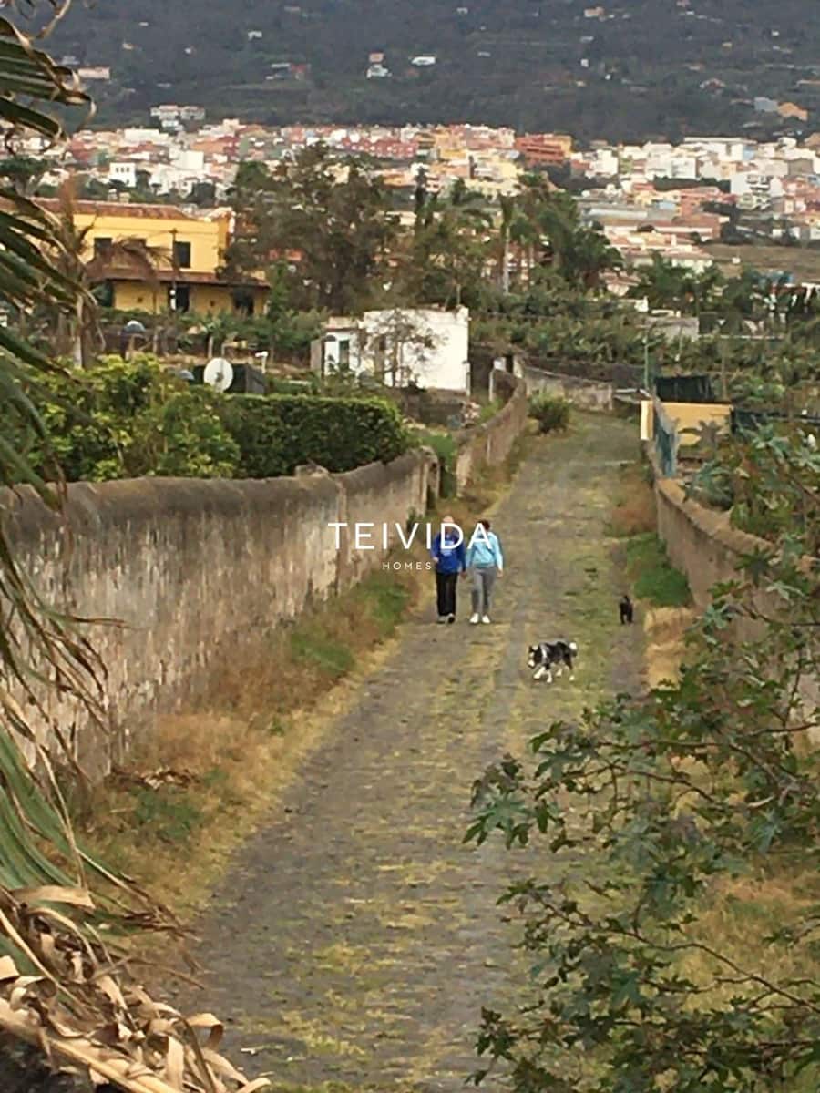 4 bedroom Villa for rent in Santa Cruz de Tenerife with pool garage - € 2,500 (Ref: 9782420)
