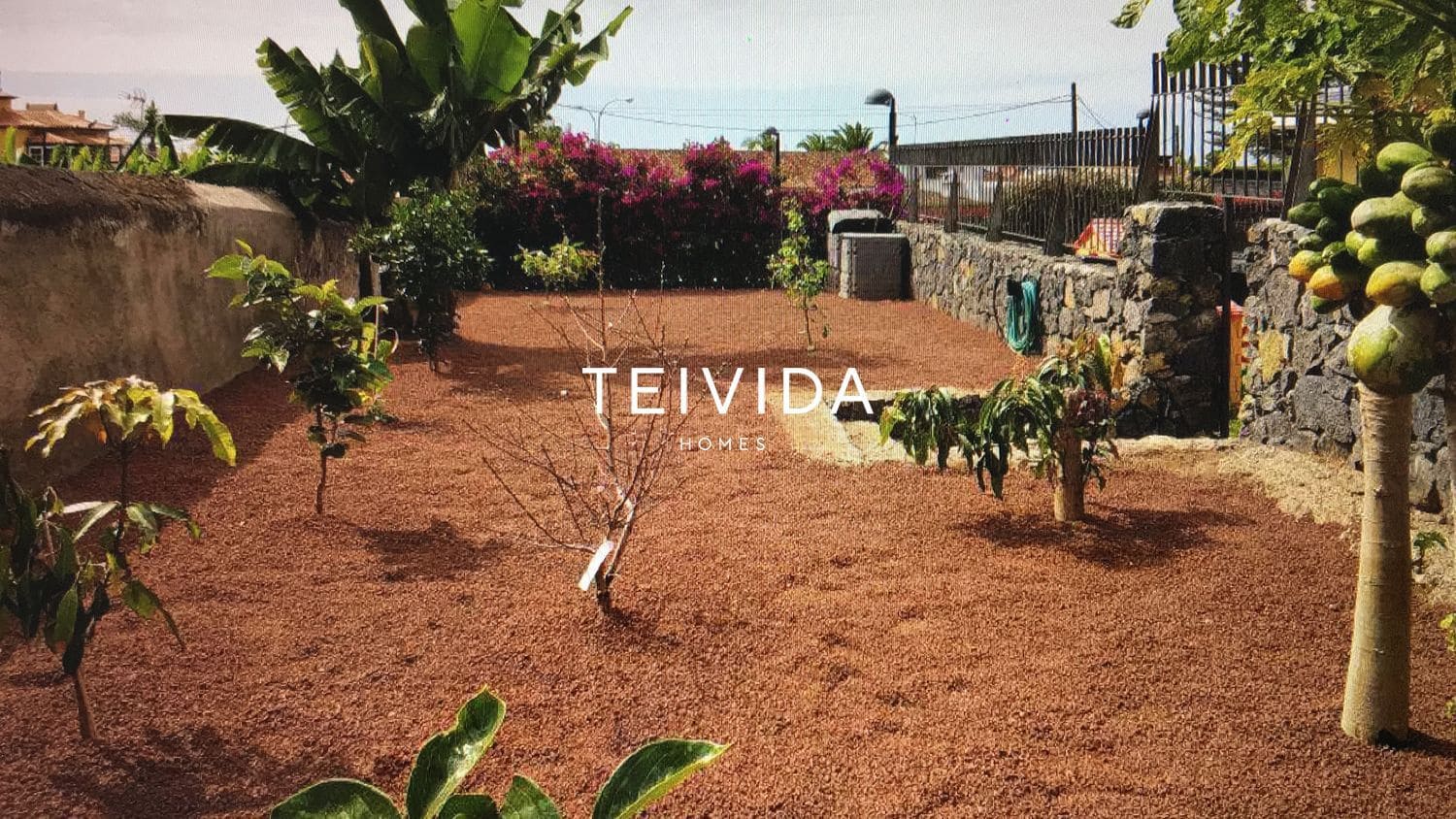 4 bedroom Villa for rent in Santa Cruz de Tenerife with pool garage - € 2,500 (Ref: 9782420)