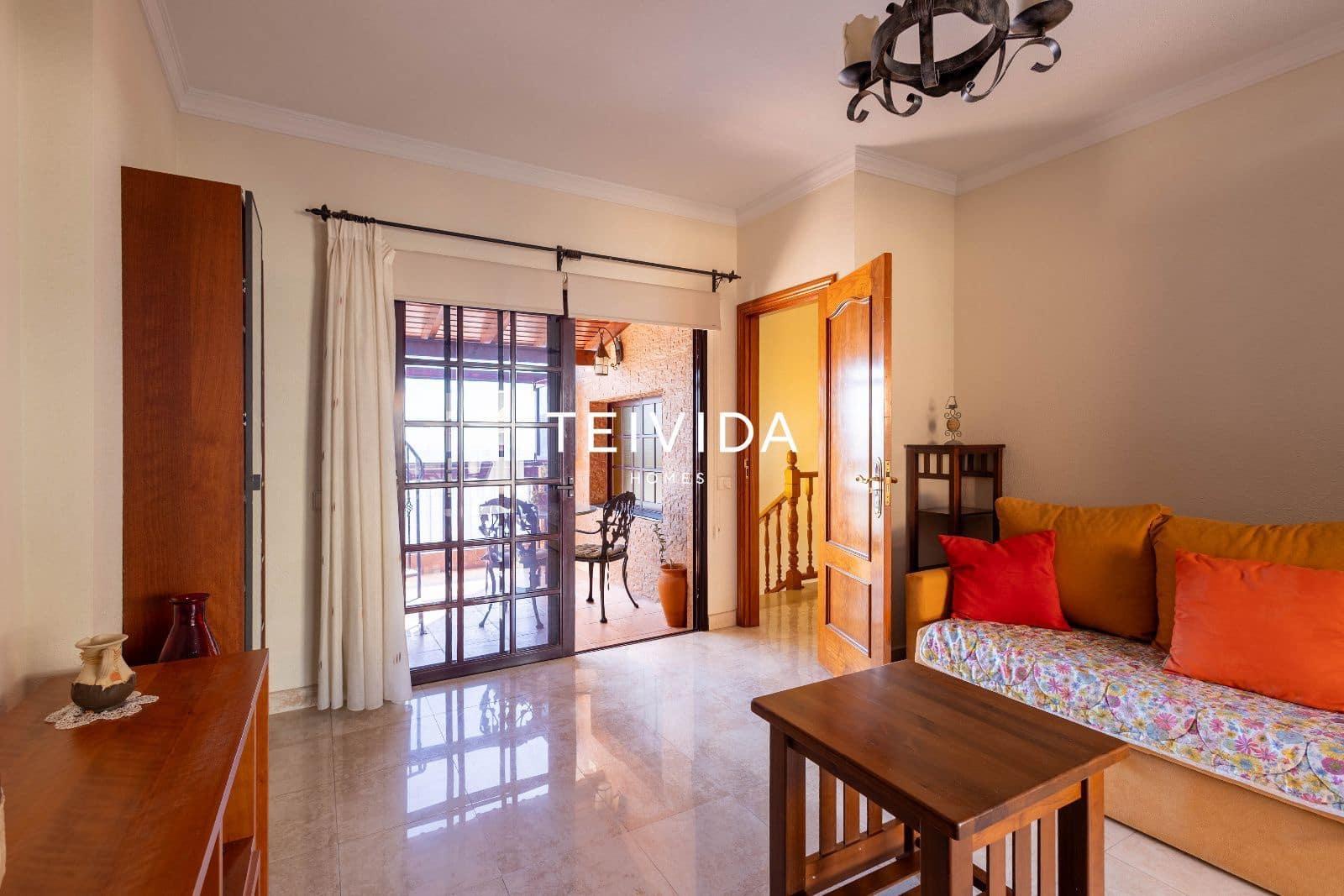 2 bedroom Flat for sale in Los Cristianos - € 580,000 (Ref: 9782422)