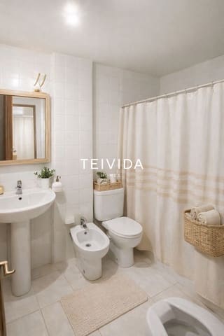 3 slaapkamer Flat te koop in Santa Cruz de Tenerife met garage - € 229.500 (Ref: 9782424)