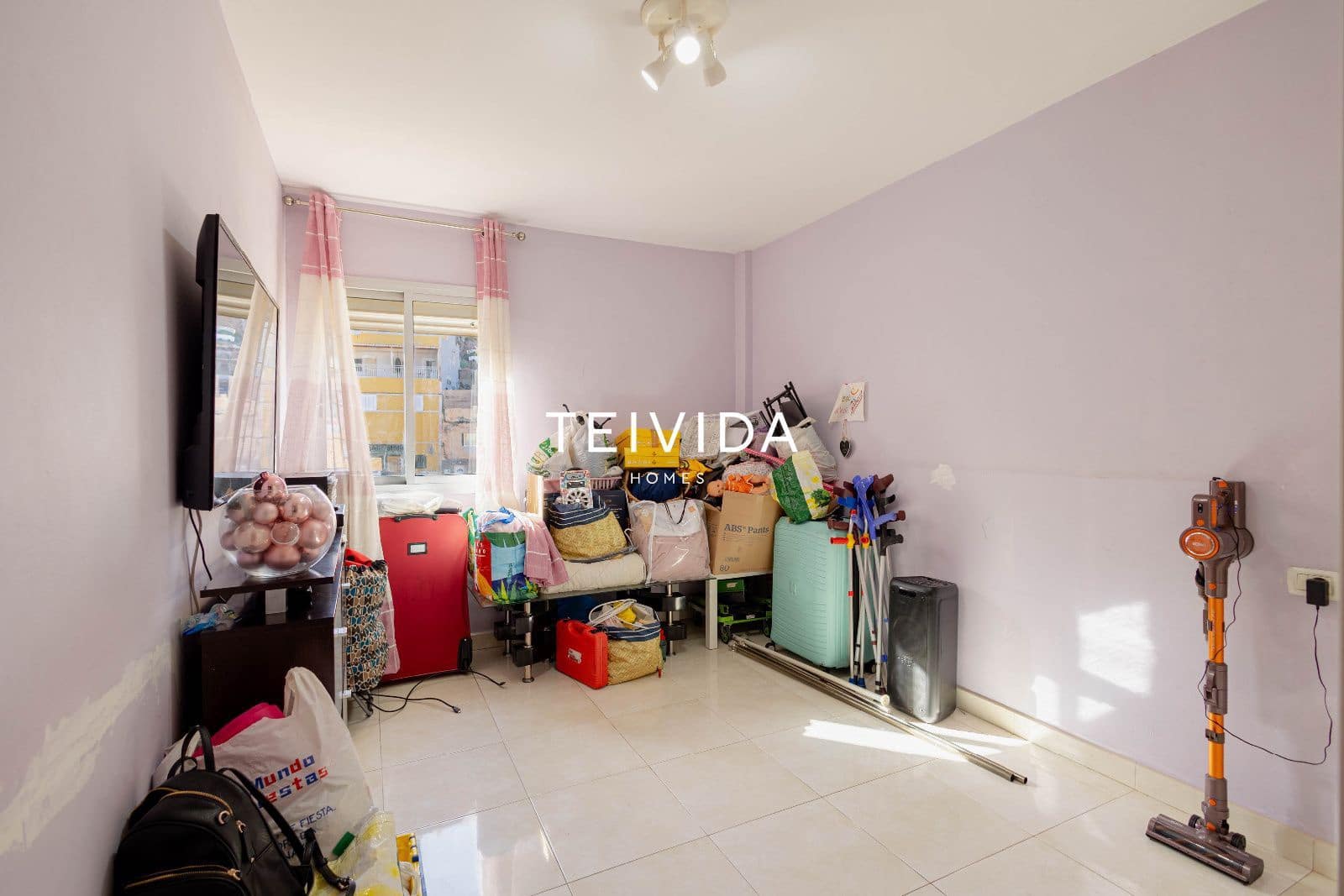 3 slaapkamer Flat te koop in Santa Cruz de Tenerife met garage - € 229.500 (Ref: 9782424)