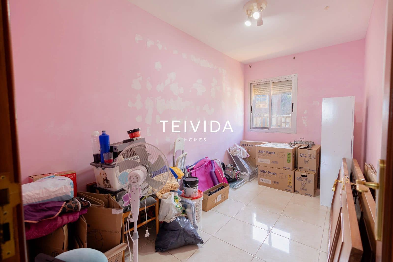 3 slaapkamer Flat te koop in Santa Cruz de Tenerife met garage - € 229.500 (Ref: 9782424)