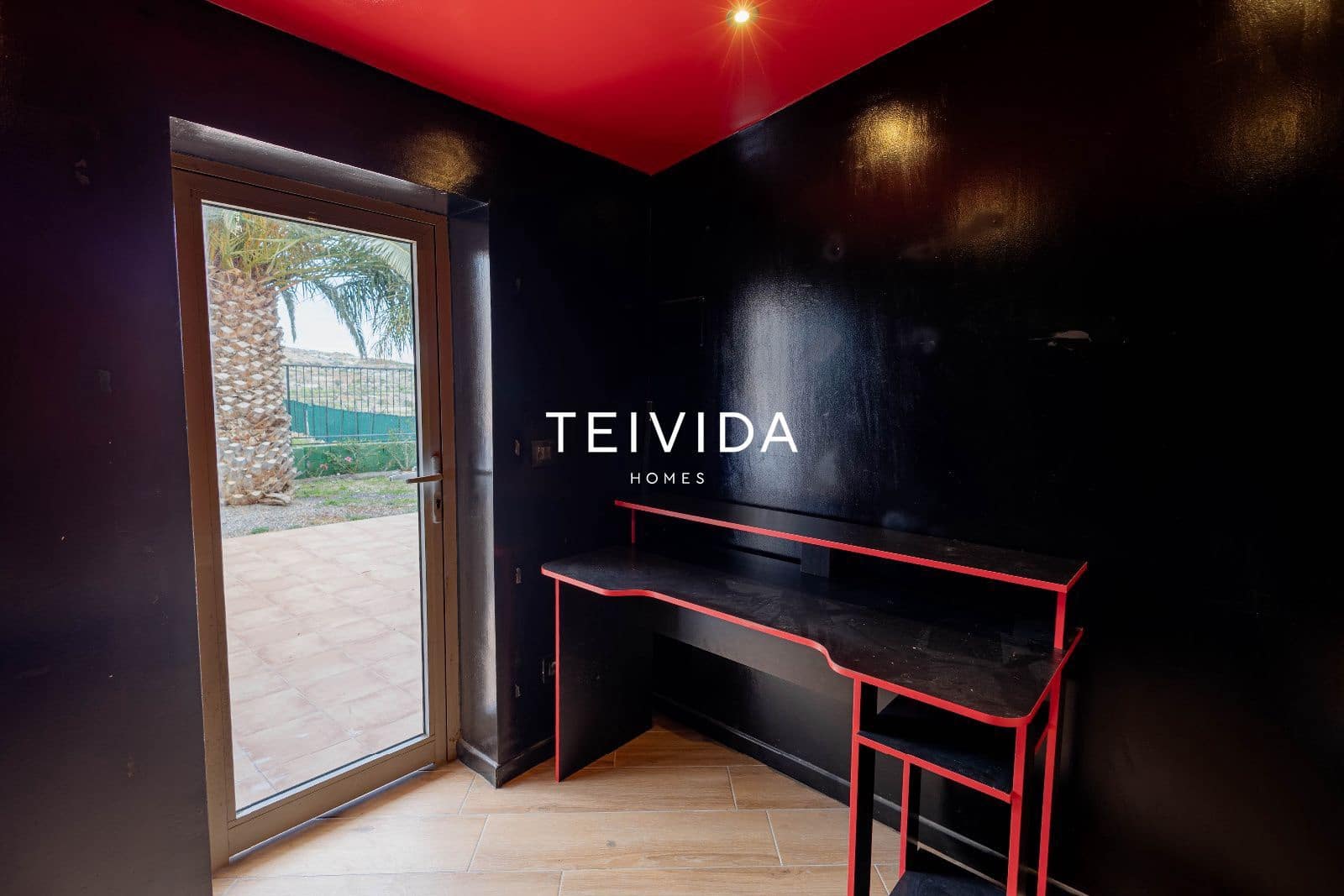 3 chambre Villa/Maison à vendre à Guimar avec piscine - 369 000 € (Ref: 9782427)