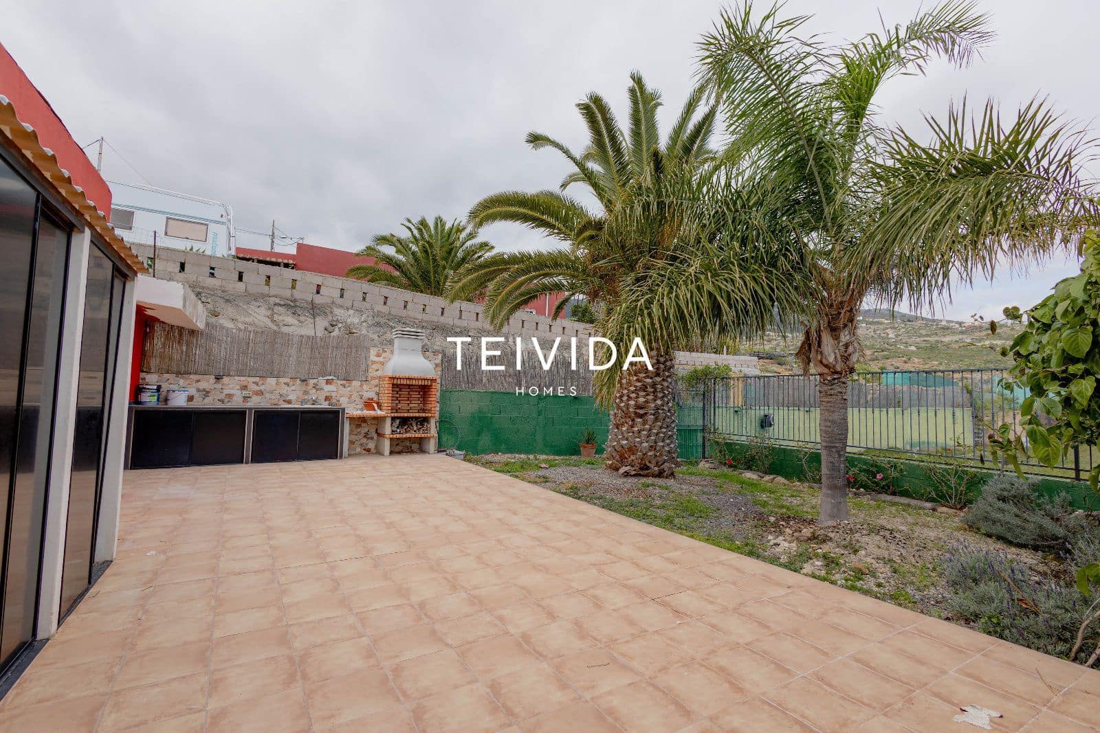 3 chambre Villa/Maison à vendre à Guimar avec piscine - 369 000 € (Ref: 9782427)