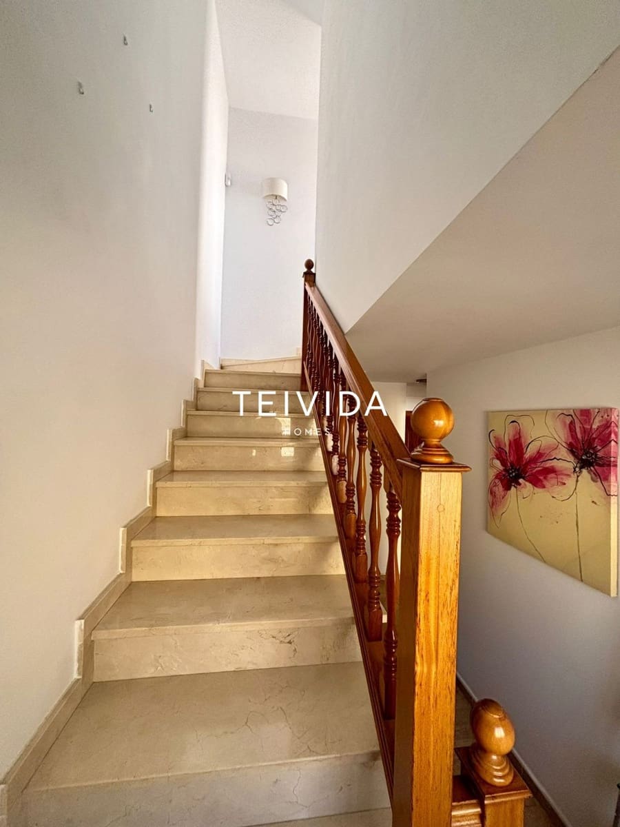 Appartement de 3 chambres à louer à Llano del Camello - 1 800 € (Ref: 9782430)