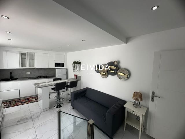 4 slaapkamer Huis te koop in Costa Teguise, Teguise - € 535.000 (Ref: 9782432)