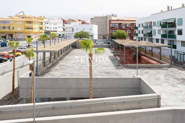 2 soveværelse Byhus til salg i Playa San Juan, Guía de Isora med swimmingpool garage - € 300.000 (Ref: 9782516)