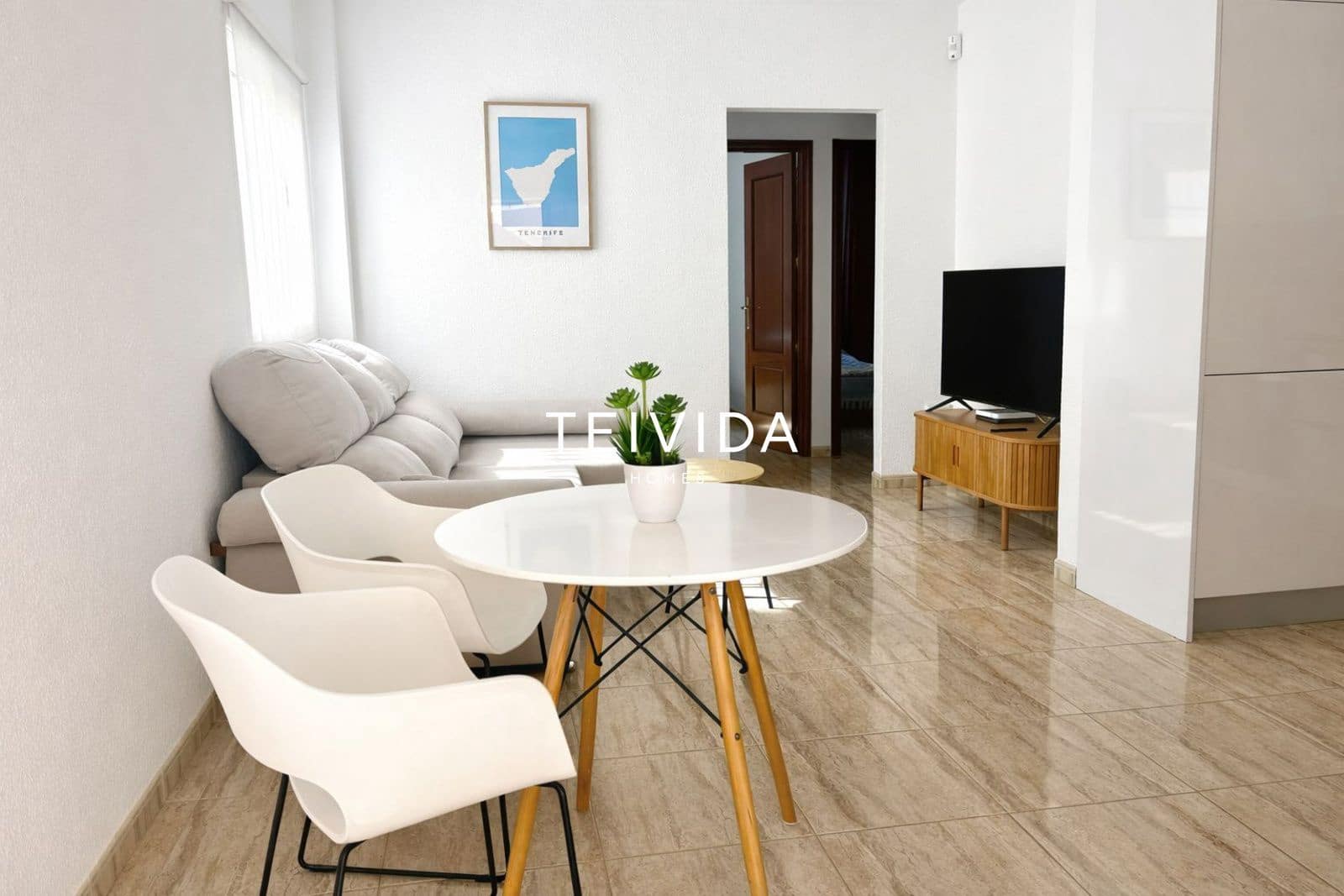 2 slaapkamer Flat te koop in Palm-Mar met zwembad garage - € 320.000 (Ref: 9782915)