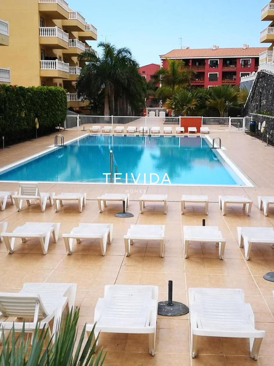 2 slaapkamer Flat te koop in Palm-Mar met zwembad garage - € 320.000 (Ref: 9782915)