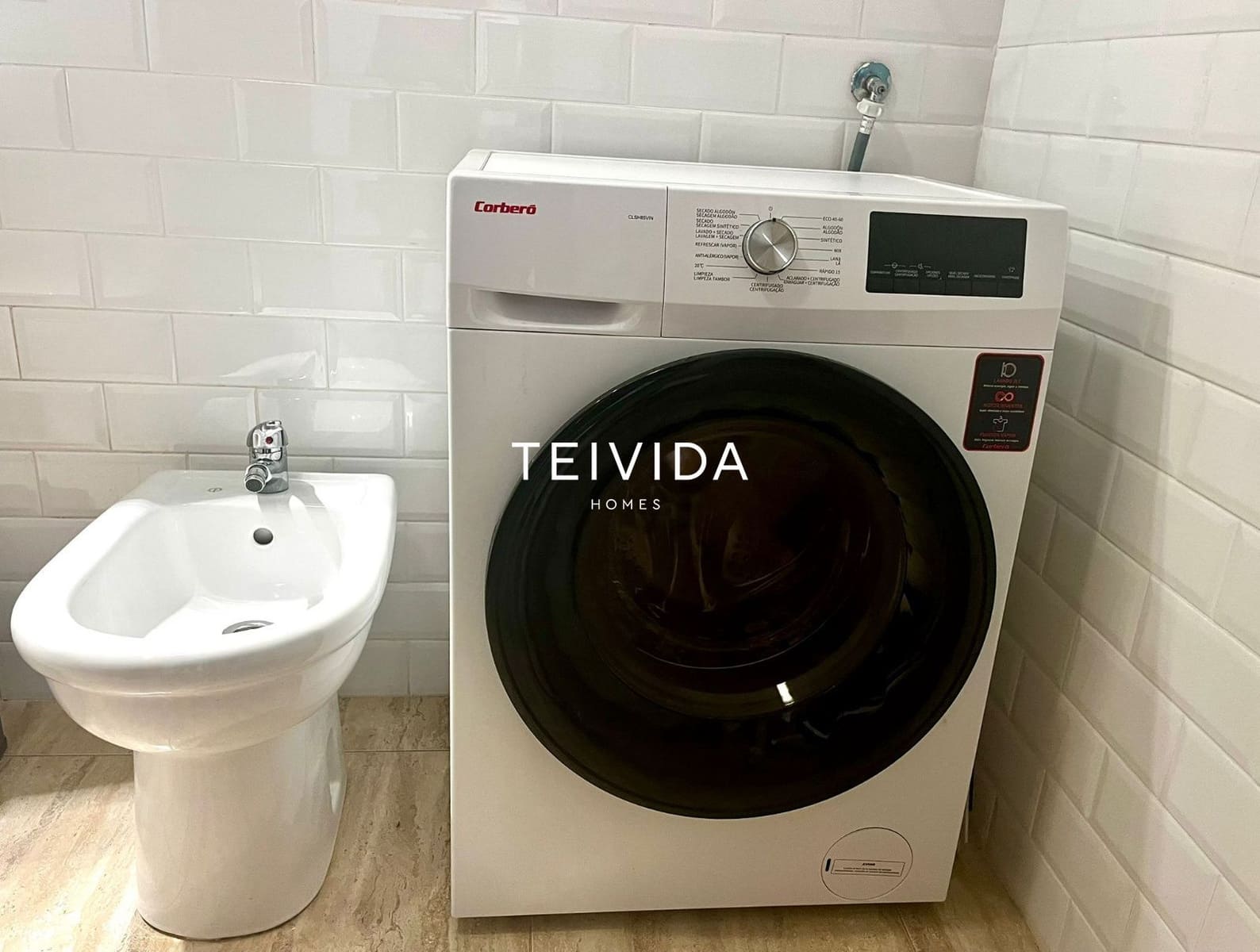 2 slaapkamer Flat te koop in Palm-Mar met zwembad garage - € 320.000 (Ref: 9782915)