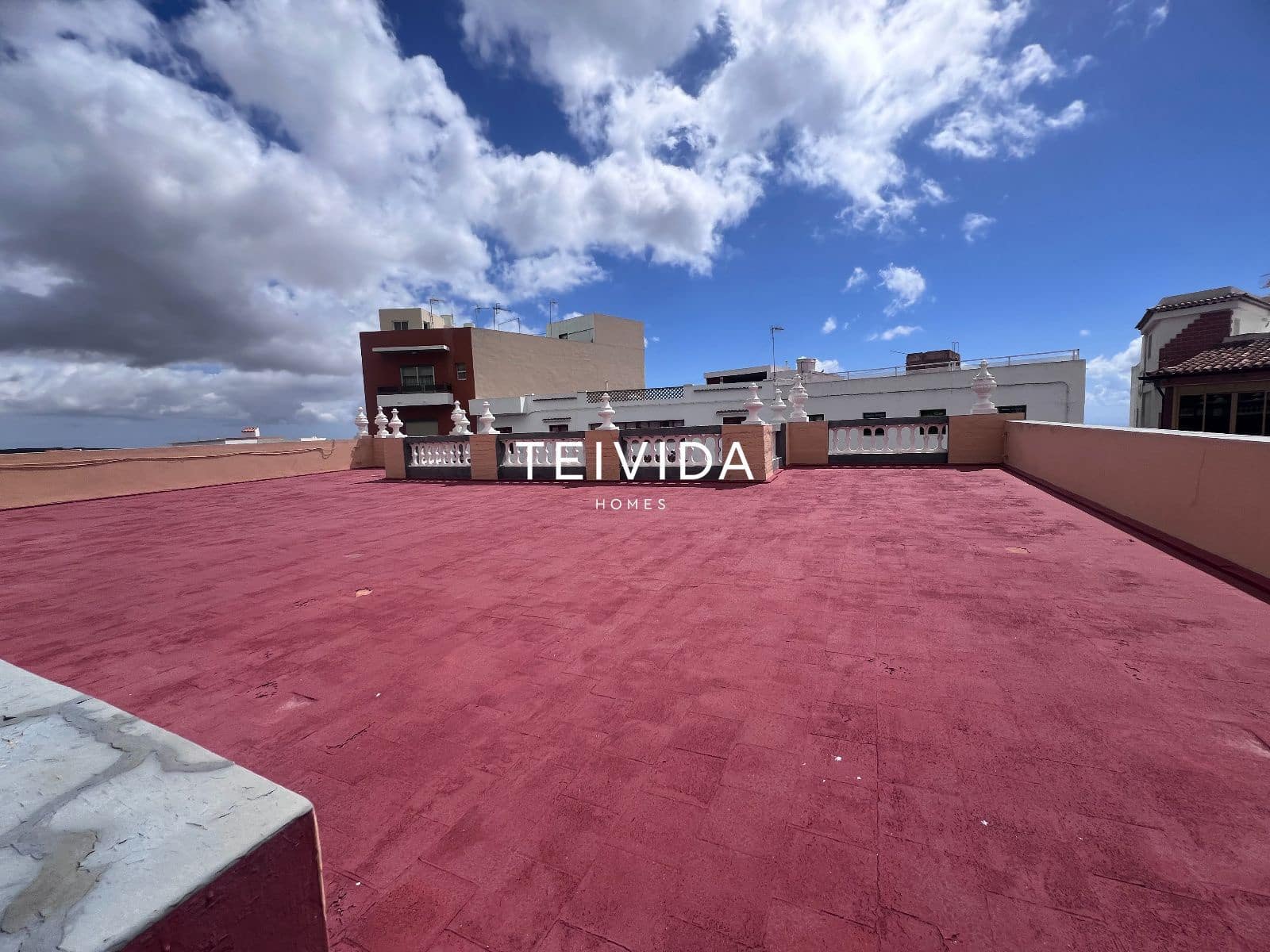 Bar/Restaurant zu verkaufen in Granadilla de Abona - 489.900 € (Ref: 9800040)