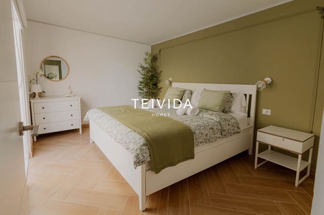 8 chambre Restaurant/Bar à vendre à Guía de Isora avec garage - 650 000 € (Ref: 9800041)