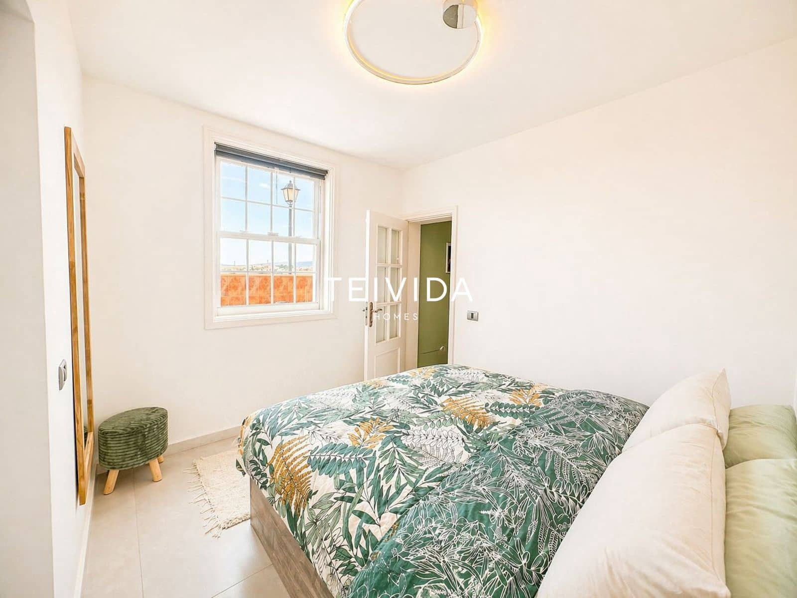 4 soveværelse Villa til salg i Las Rosas (Las Galletas) med swimmingpool garage - € 475.000 (Ref: 9805547)