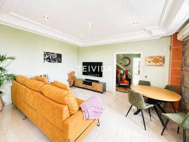 4 soveværelse Villa til salg i Las Rosas (Las Galletas), Arona med swimmingpool garage - € 475.000 (Ref: 9805547)