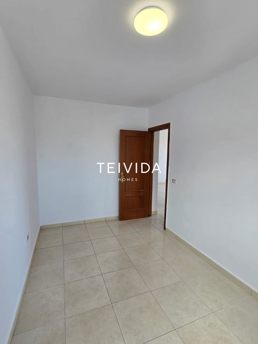 2 bedroom Flat for sale in Los Abrigos - € 222,000 (Ref: 9824146)