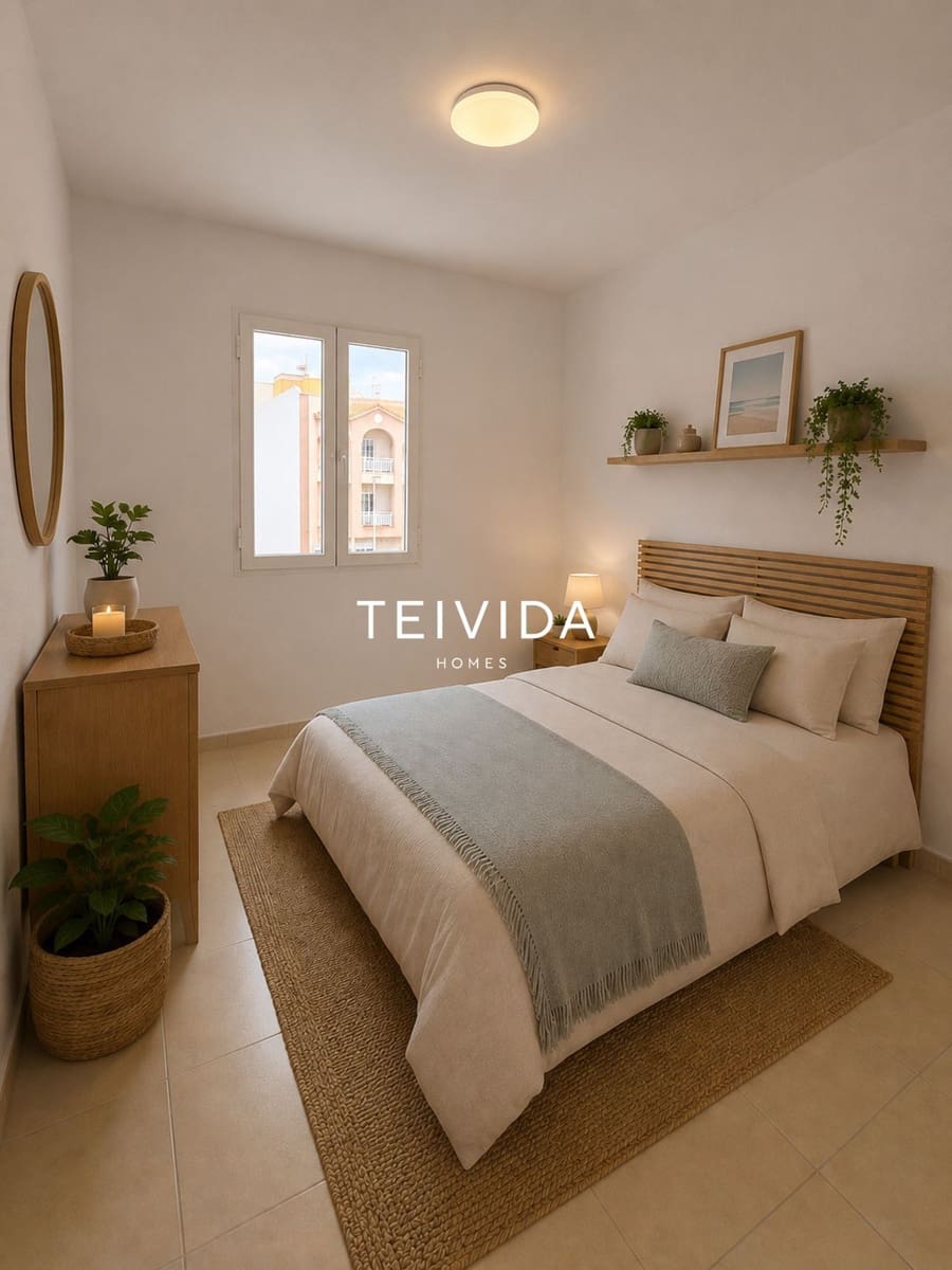 2 bedroom Flat for sale in Los Abrigos - € 222,000 (Ref: 9824146)