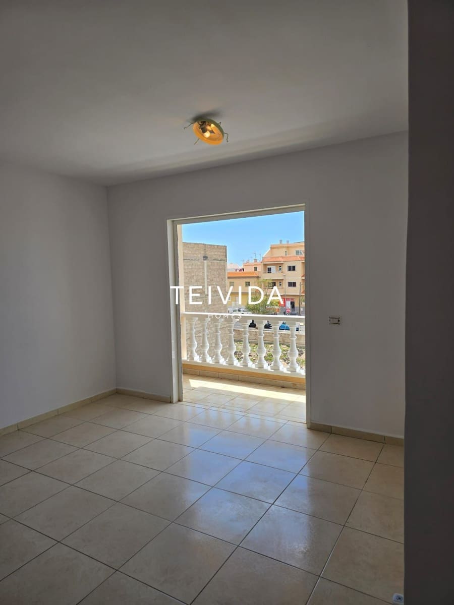 2 bedroom Flat for sale in Los Abrigos - € 222,000 (Ref: 9824146)