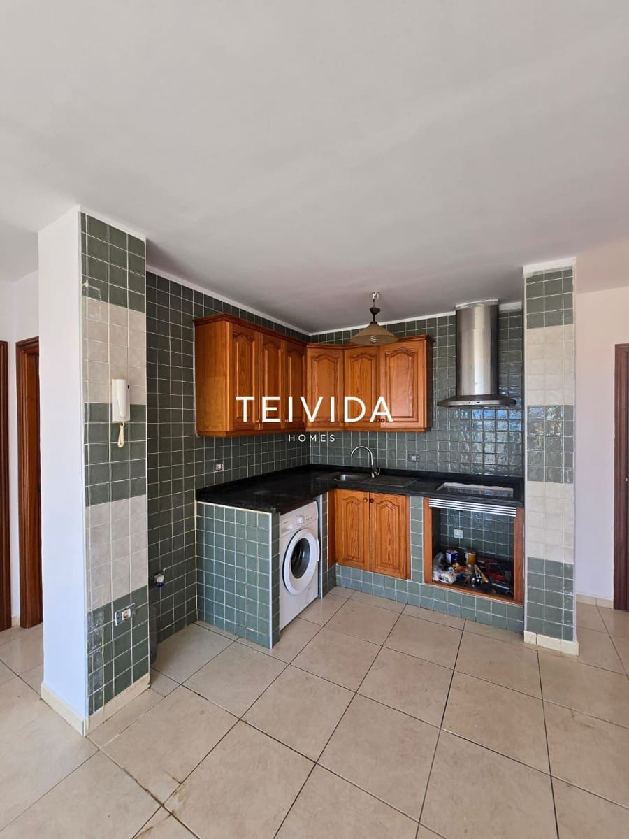 2 bedroom Flat for sale in Los Abrigos - € 222,000 (Ref: 9824146)