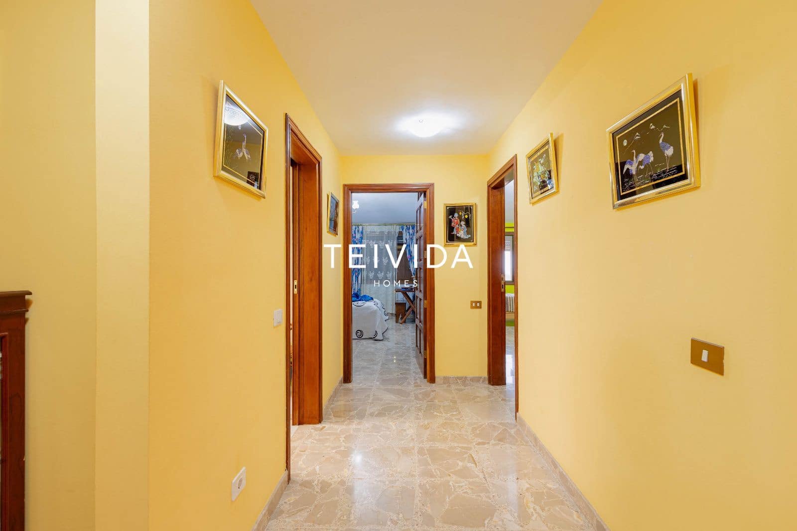 5 bedroom Villa for sale in Santa Cruz de Tenerife with pool garage - € 890,000 (Ref: 9824149)