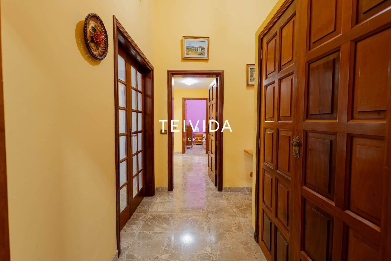 5 bedroom Villa for sale in Santa Cruz de Tenerife with pool garage - € 890,000 (Ref: 9824149)