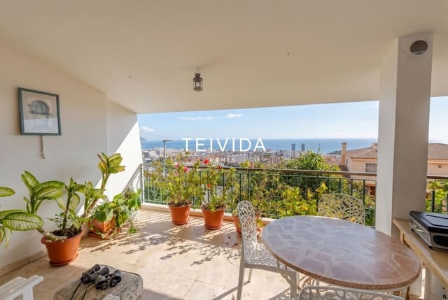 5 bedroom Villa for sale in Santa Cruz de Tenerife with pool garage - € 890,000 (Ref: 9824149)