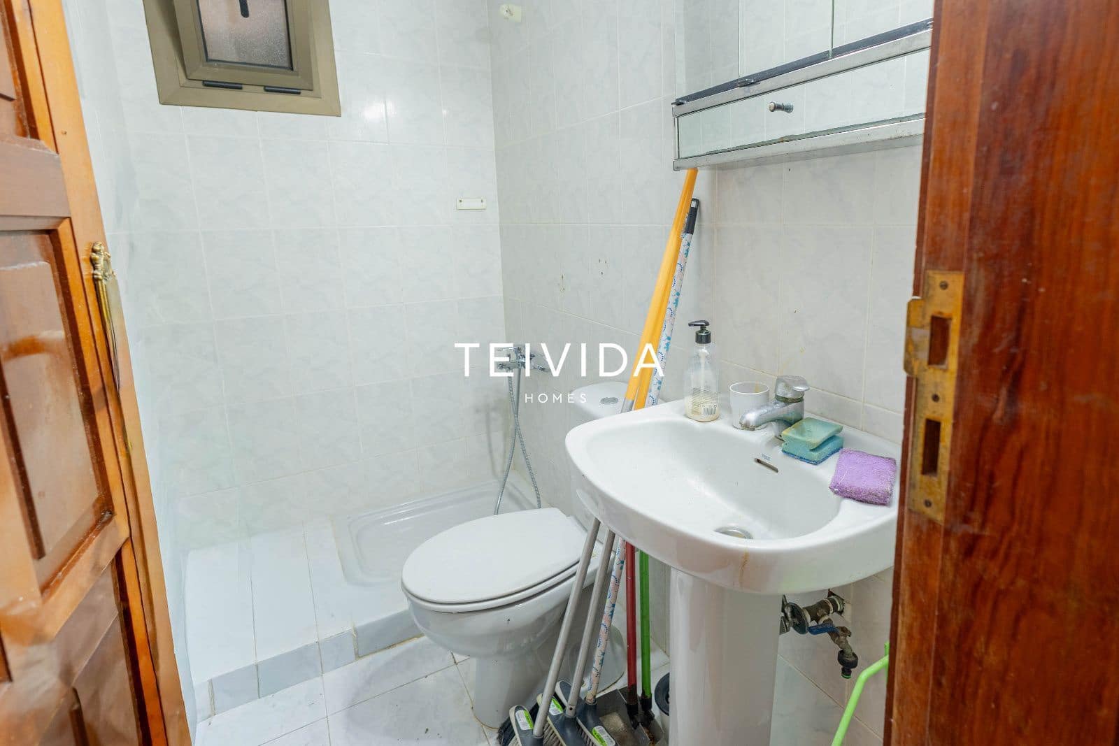 5 bedroom Villa for sale in Santa Cruz de Tenerife with pool garage - € 890,000 (Ref: 9824149)