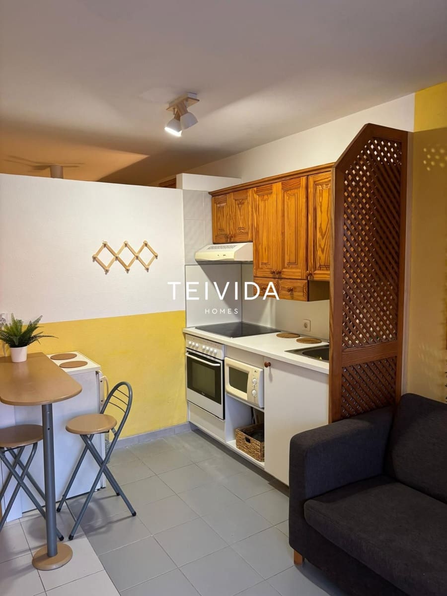 1 bedroom Flat for rent in Playa Fanabe with pool - € 1,300 (Ref: 9829569)