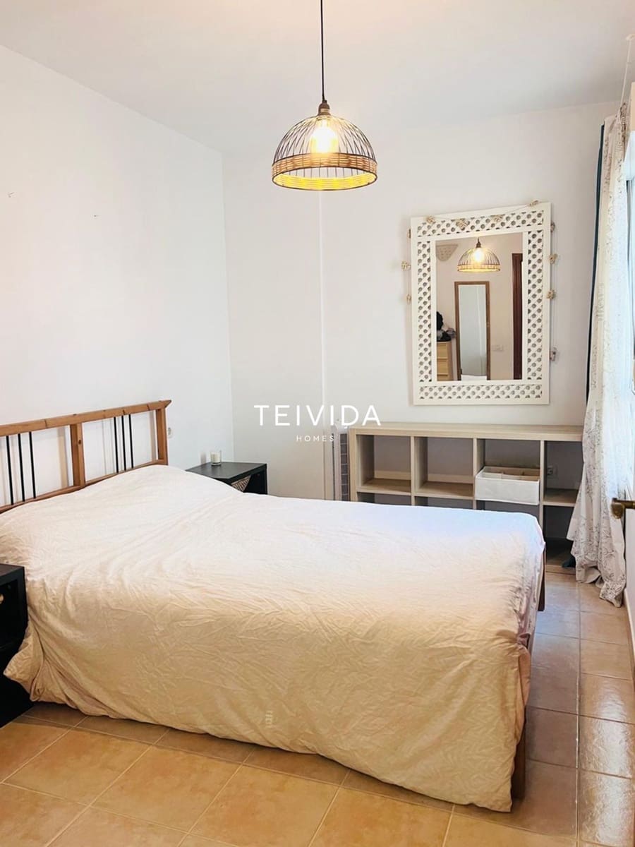 2 quarto Apartamento para venda em San Isidro de Abona com garagem - 195 000 € (Ref: 9854573)