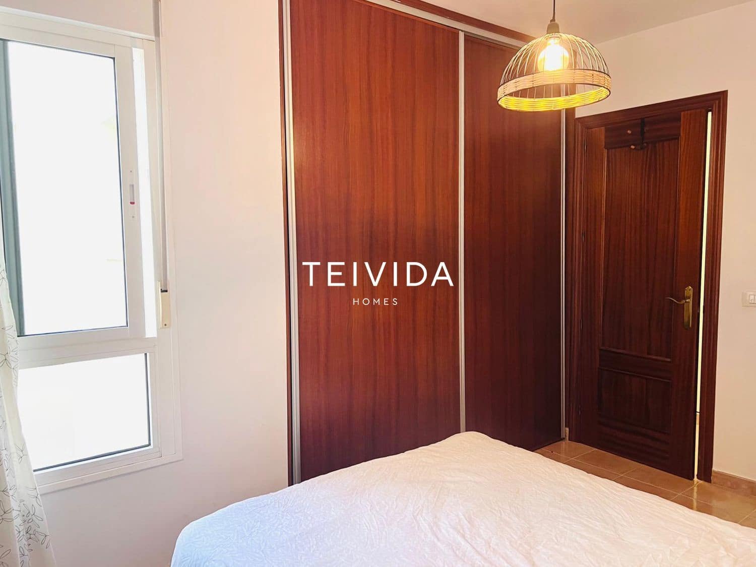 2 quarto Apartamento para venda em San Isidro de Abona com garagem - 195 000 € (Ref: 9854573)