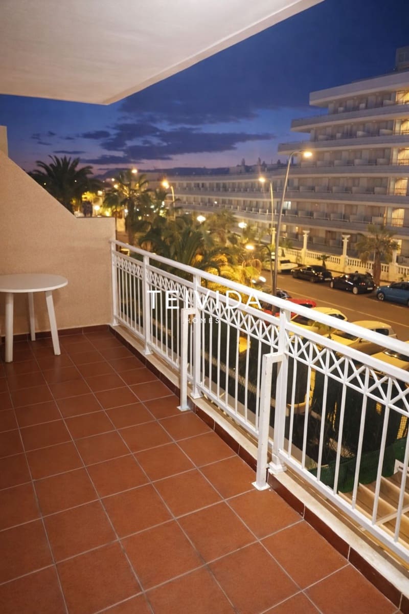 2 bedroom Flat for rent in Playa de las Americas with pool - € 1,600 (Ref: 9854574)