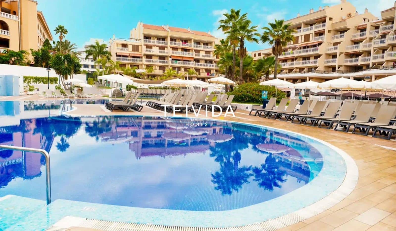 2 bedroom Flat for rent in Playa de las Americas with pool - € 1,600 (Ref: 9854574)